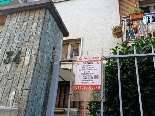 Quadrilocale in vendita a Torino via Tripoli, 10/34, Santa Rita