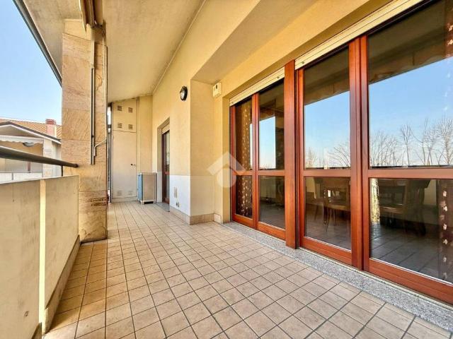 Quadrilocale in vendita a Treviglio viale Piave, 10