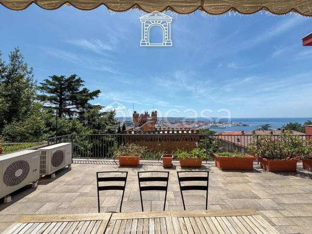 Quadrilocale in vendita a Trieste via di Romagna, Scorcola