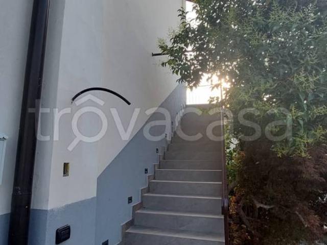 Quadrilocale in vendita a Usmate Velate via Miramonti