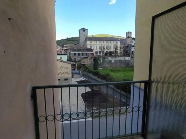 Quadrilocale in vendita a Varzi