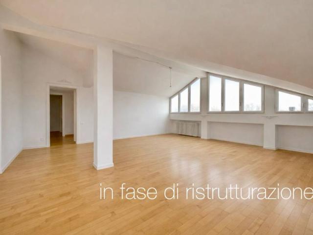 Quadrilocale in vendita a Vedano al Lambro via Cesare Battisti, 1