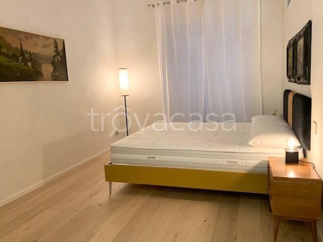 Quadrilocale in vendita a Verona via Anfiteatro, Centro Storico