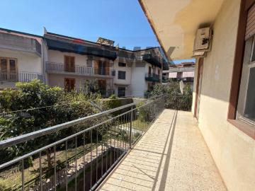 Quadrilocale in vendita ad Aci Catena via consolazione, 102