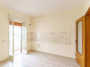 Quadrilocale in vendita ad Aci Catena via delle Olimpiadi, 14