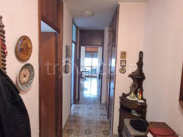 Quadrilocale in vendita ad Albano Laziale via del Mare, 4, Pavona