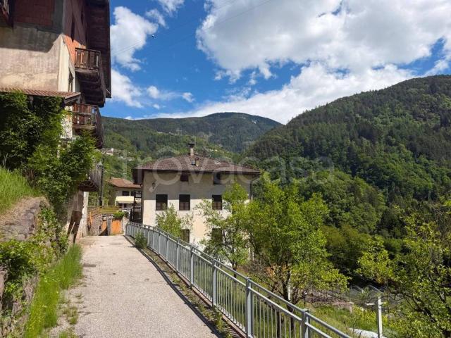 Quadrilocale in vendita ad Altavalle