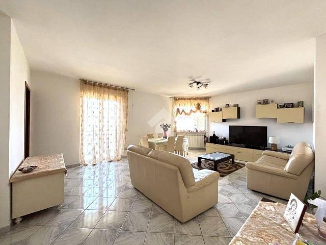 Quadrilocale in vendita ad Atri via del Passatore, 10, Casoli