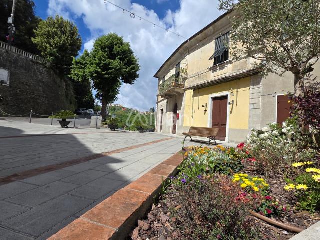 Quadrilocale in vendita, Arcola centro storico