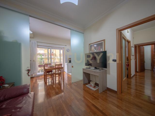 Quadrilocale in vendita in via arrigo davila 112, Roma