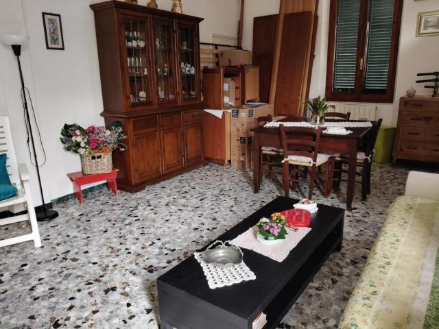 Quadrilocale in vendita, Seravezza querceta