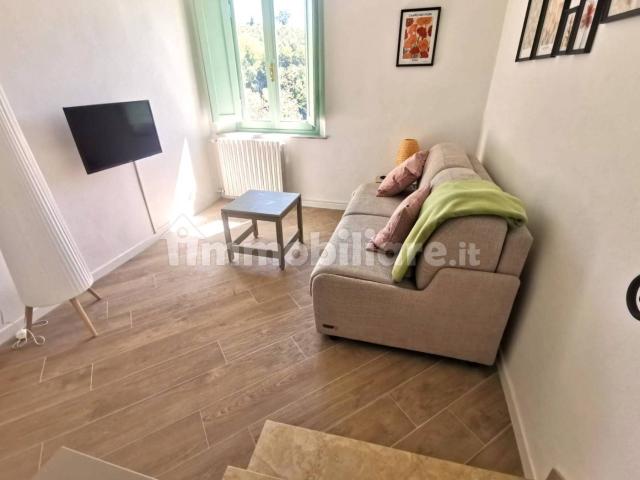 Quadrilocale ottimo stato, su più livelli, Centro, Vinci
