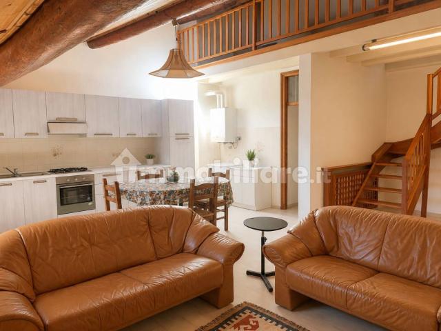 Quadrilocale ottimo stato, su più livelli, Centro, Feltre