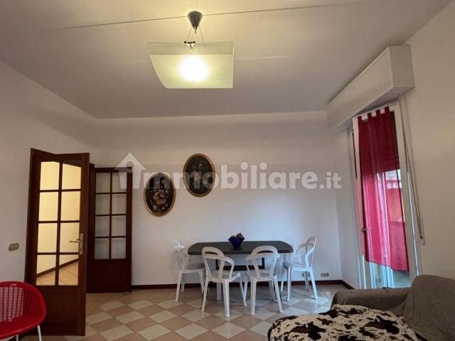 Quadrilocale ottimo stato, secondo piano, Centro, Fornovo di Taro