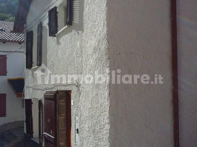 Quadrilocale Località Ascona 11, Ascona, Santo Stefano d'Aveto