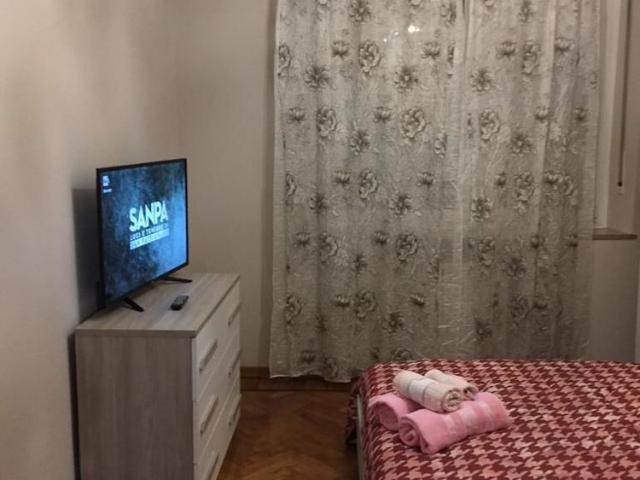QUADRILOCALE LIBERO IN VIA BOLOGNA: 600 EURO