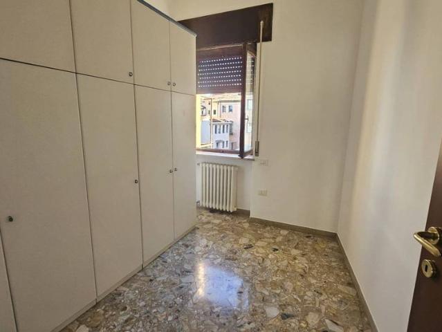 Quadrilocale Stradella Della Racchetta 9, Centro Storico, Vicenza