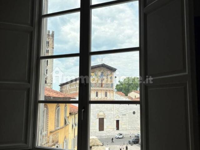 Quadrilocale piazza dell'Anfiteatro 15, Piazza Anfiteatro Torre Guinigi, Lucca