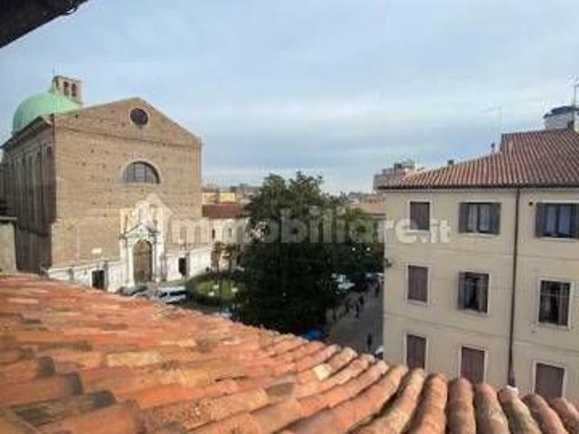 Quadrilocale piazza Francesco Petrarca, Savonarola Ponte Molino, Padova