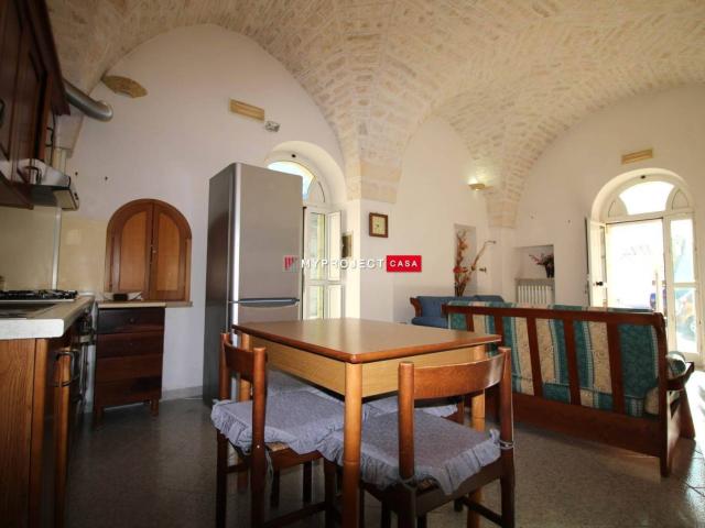Quadrilocale piazza Sacro Cuore 44, Casalini, Cisternino