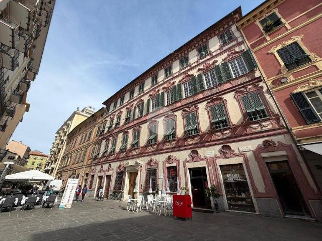 Quadrilocale piazza Sant'agostino 59, Centro Storico, La Spezia
