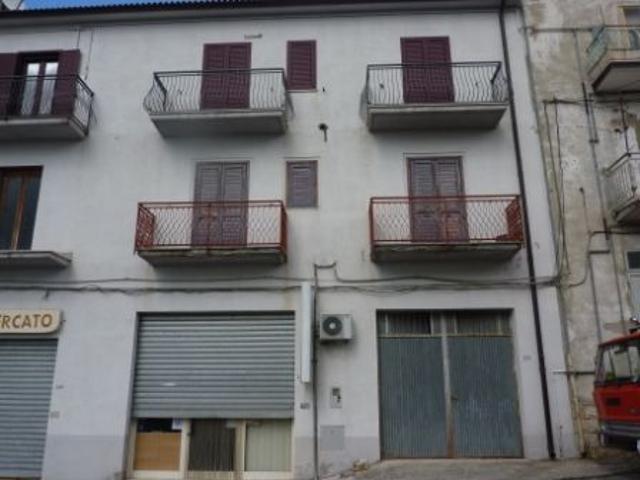 Quadrilocale ristrutturato in via dante, San Fele
