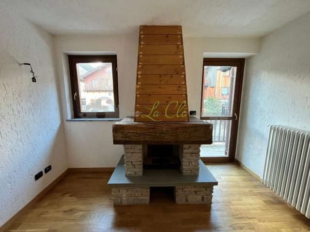 Quadrilocale ristrutturato in strada larzey entrèves 28, Courmayeur