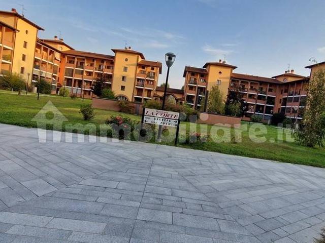 Quadrilocale via Madonna 61, San Martino Siccomario