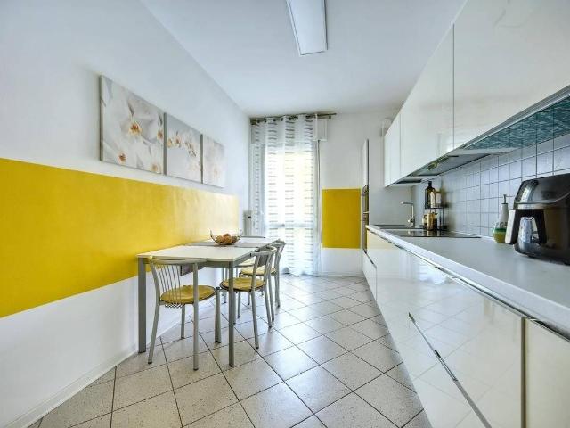 Quadrilocale via Marostica 6, Paltana Mandria, Padova