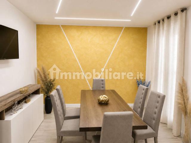 Quadrilocale via Marco Berardi 63, Centro, Mangone
