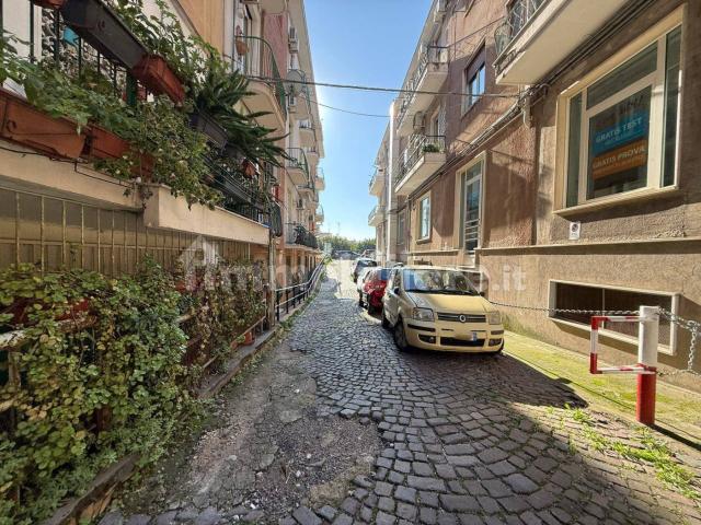 Quadrilocale via Michelangelo Schipa 68, Piazza Amedeo Parco Margherita, Napoli