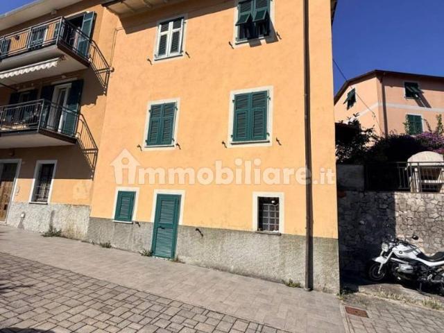 Quadrilocale via Militare 3, Pugliola, Solaro, Lerici