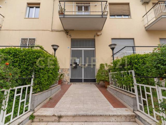 Quadrilocale via Mineo 33, Cibali, Catania