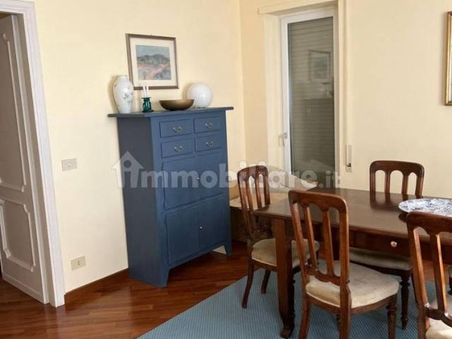 Quadrilocale via Montebelluna 20, Fleming, Roma