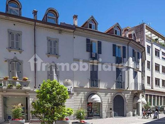 Quadrilocale via Alessandro Manzoni, Centro, Gallarate