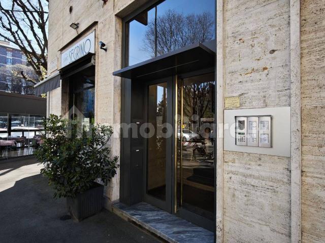 Quadrilocale via Alserio 30, Isola, Milano