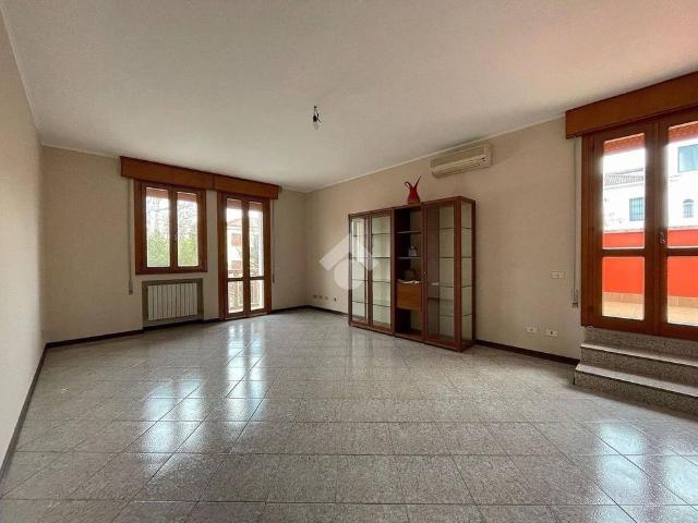 Quadrilocale via Armistizio, Paltana Mandria, Padova