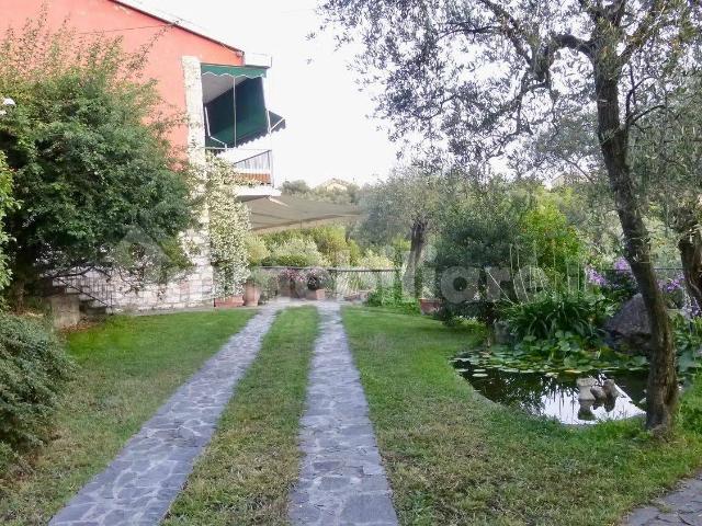 Quadrilocale via Bacchini, Centro, Lavagna