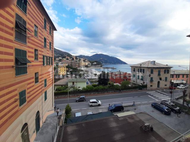 Quadrilocale via Camillo Benso di Cavour, Lungomare, Mulinetti, Polanesi, Recco