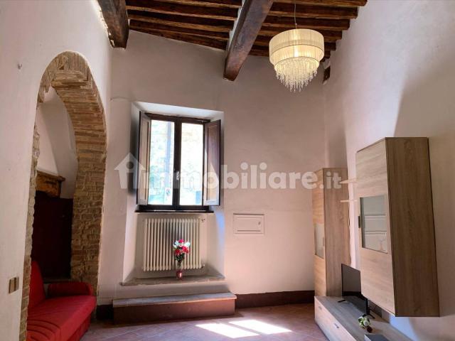 Quadrilocale via Capassi 7, Centro, San Gimignano