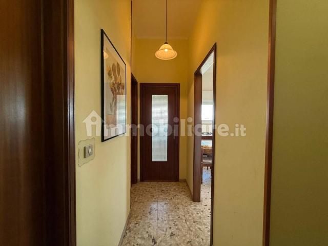 Quadrilocale via Caraglio 10, Centro Storico, Cuneo