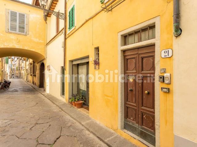 Quadrilocale via D'Ardiglione, San Frediano, Firenze