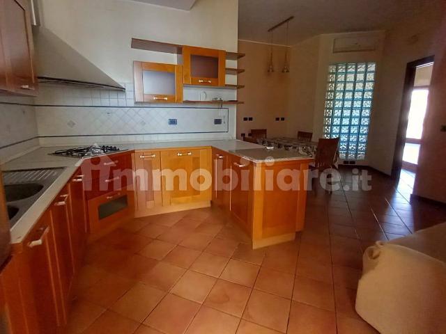 Quadrilocale via dei Servi di Maria, Grottasanta Tunisi, Siracusa