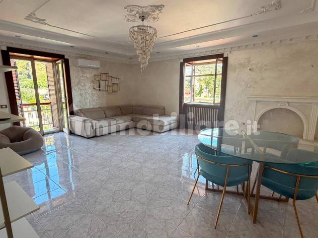 Quadrilocale via del Discobolo 34, Soccavo, Napoli