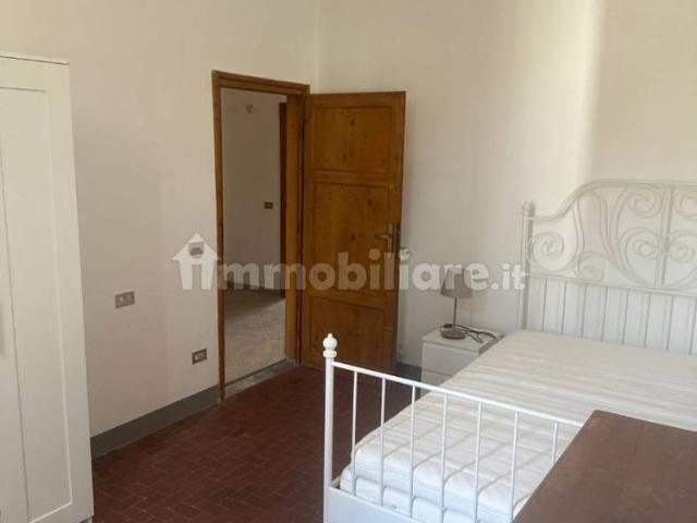 Quadrilocale via del Ponte di Mezzo 19, Ponte di Mezzo Circondaria, Firenze