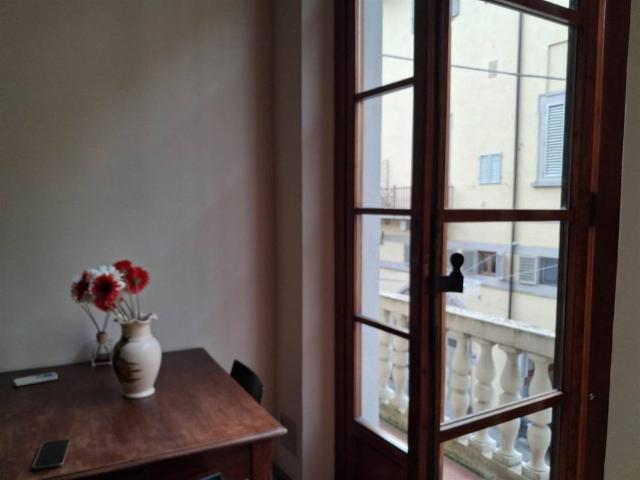 Quadrilocale via del Porcellana 11, Santa Maria Novella, Firenze