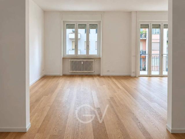 Quadrilocale via della Moscova, 46, Moscova, Milano