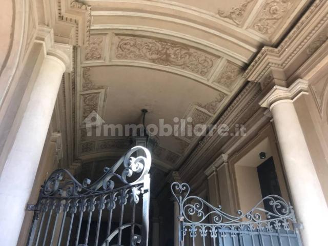 Quadrilocale via della Rocca, Via della Rocca, Torino