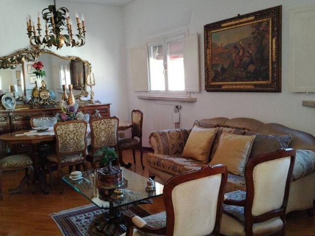 Quadrilocale via dell'Indipendenza 19, Centro Storico, Bologna