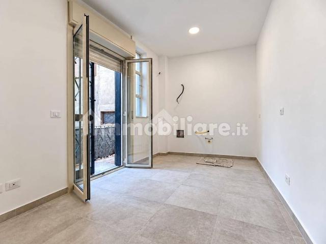 Quadrilocale via etnea 254, Centro, Mascalucia